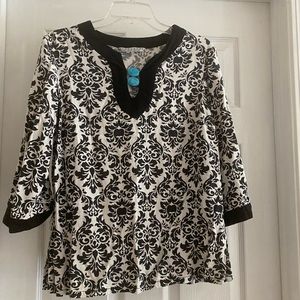 Signature by Larry Levine Black and White Tunic